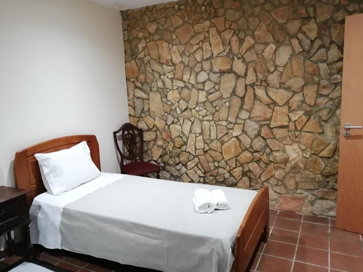 Casa De Madeira Apartment *